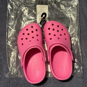 NWT Kids Crocs - Taffy Pink - Size 11C